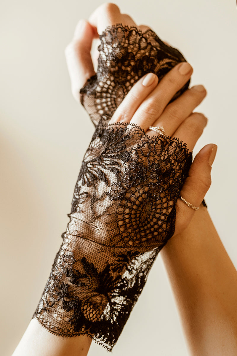spitzen handschuhe Spitzenhandschuhe – Eleganz und Stil für jeden Anlass
