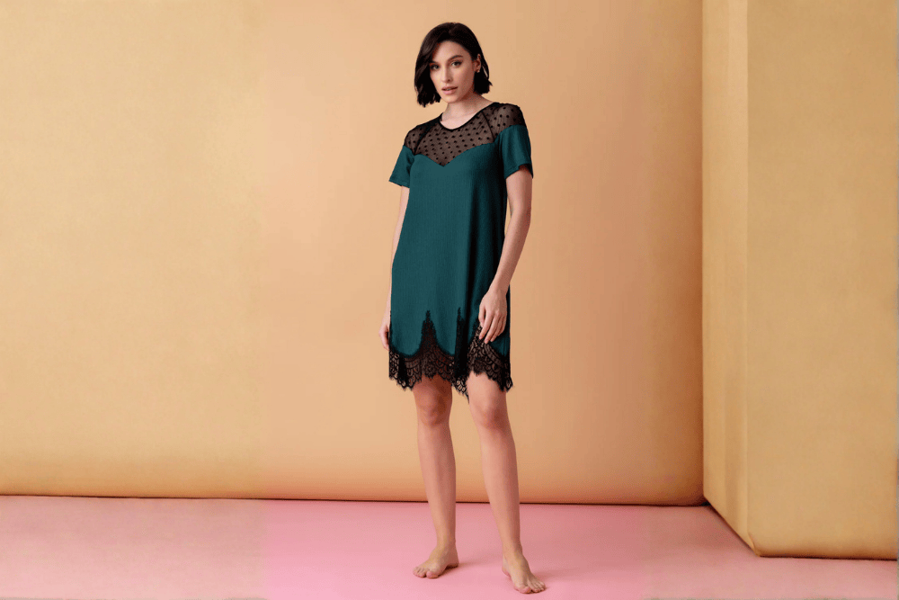 Jakie elementy garderoby domowej najszybciej się niszczą i jak temu zapobiec?