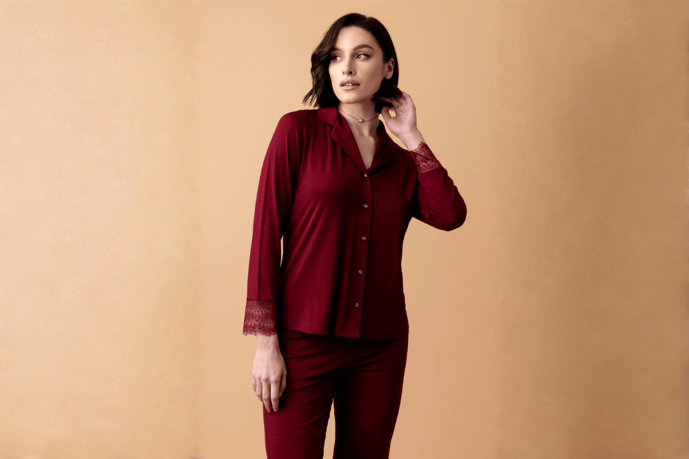 Piżama na guziki – jak dobrać, żeby guziki się nie rozchodziły?