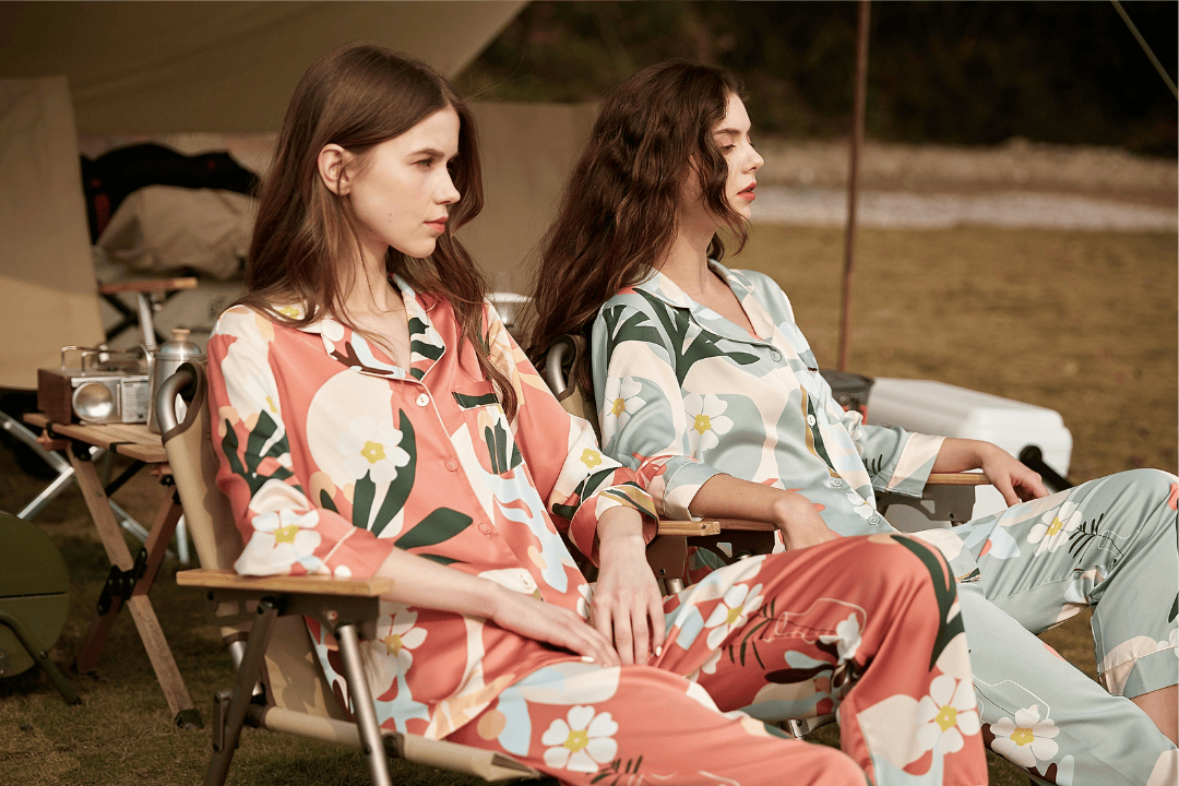 Piżama na guziki – dlaczego to hit wśród bielizny nocnej