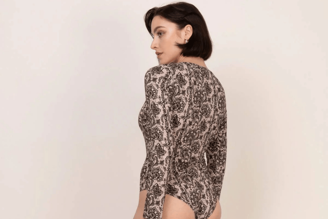 Dlaczego warto mieć w szafie klasyczne body koronkowe