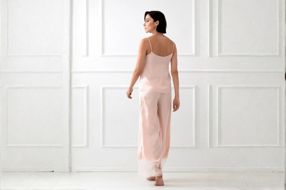 Elektryzowanie ubrań i sposoby, które naprawdę działają