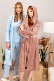 Szlafrok welurowy midi z kapturem i kieszeniami, beżowy