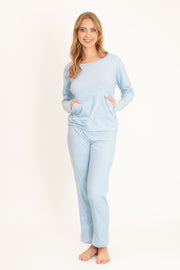 Welurowa piżama damska z kieszenią kangurką, błękitna