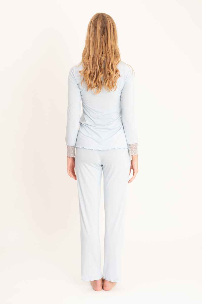 Długa piżama z koronkowymi detalami, błękitna_3
