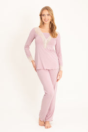 Długa piżama z koronkowymi detalami, różowa