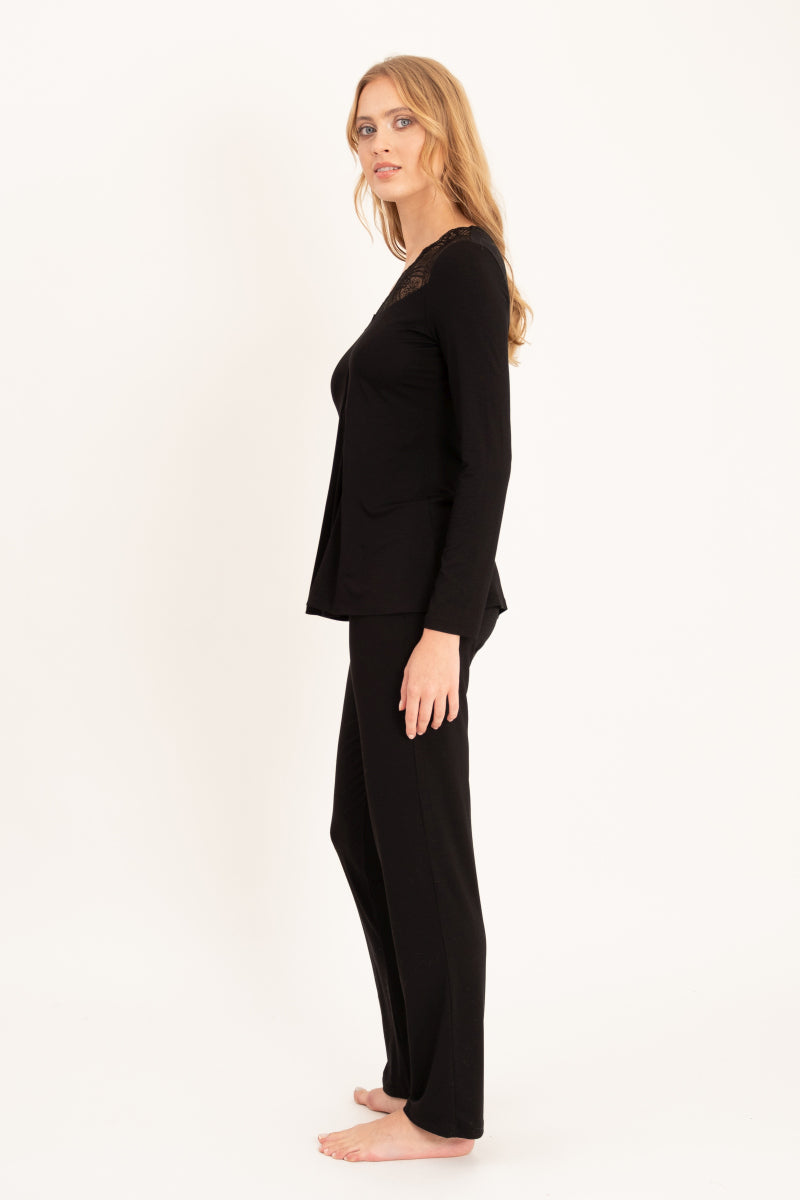 Długa piżama z koronkowym dekoltem, czarna_3