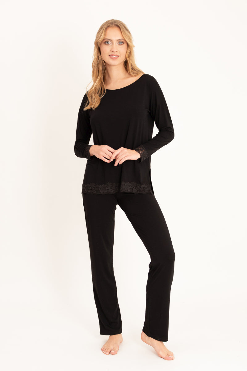 Długa piżama z koronkowym wykończeniem i rozporkami, czarna_5