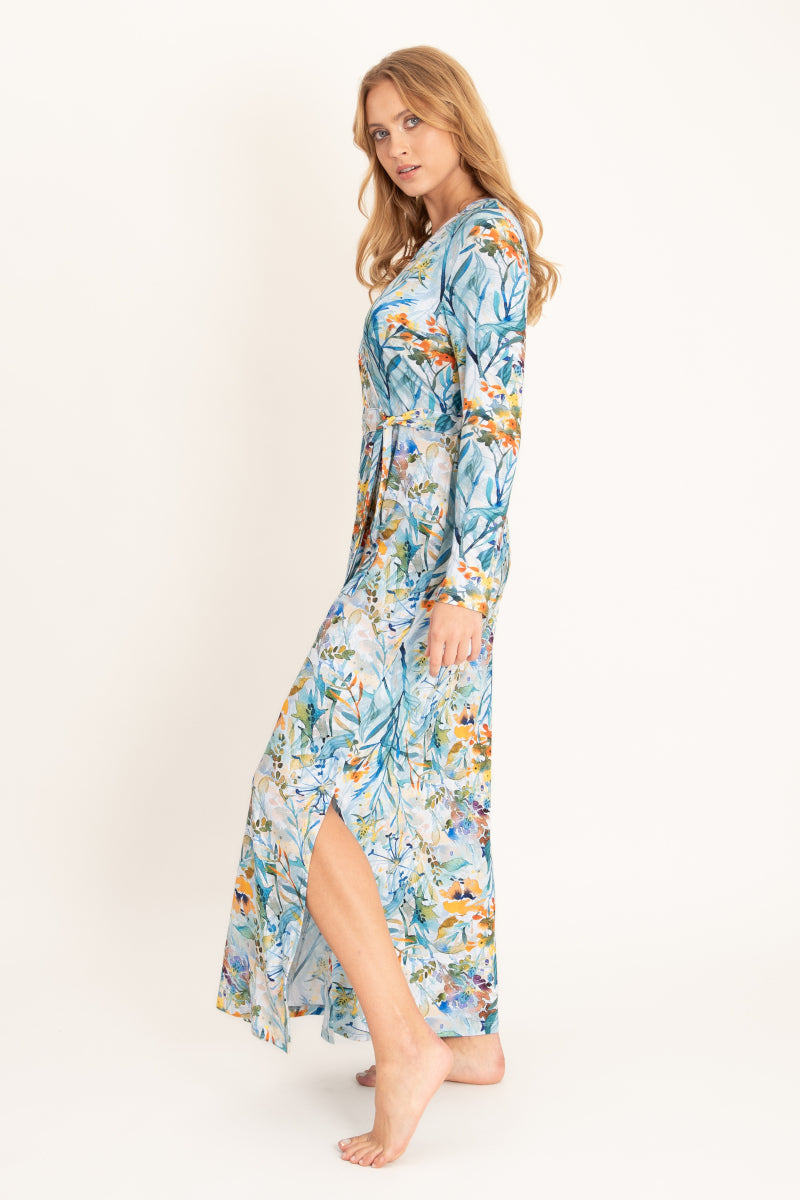 Długi szlafrok kopertowy z roślinnym wzorem_2