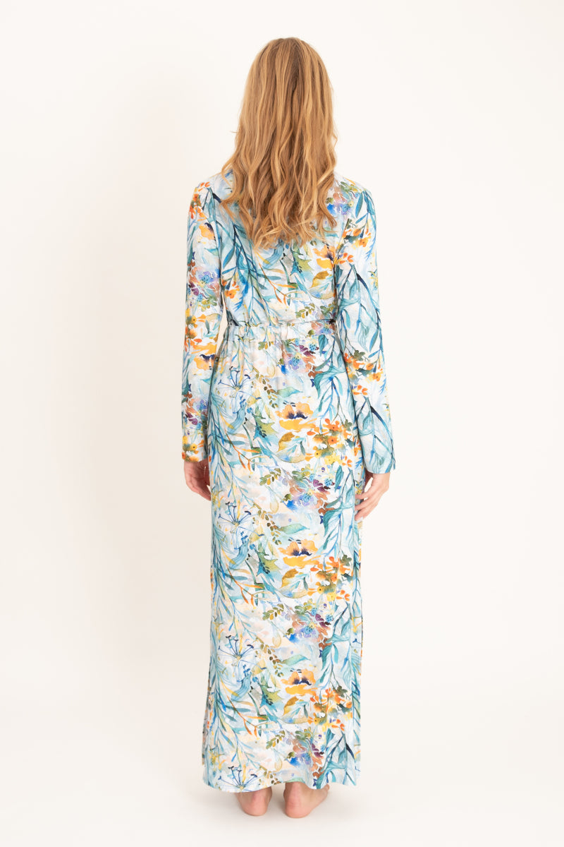 Długi szlafrok kopertowy z roślinnym wzorem_3