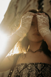 Lace gloves - Powdery Touch