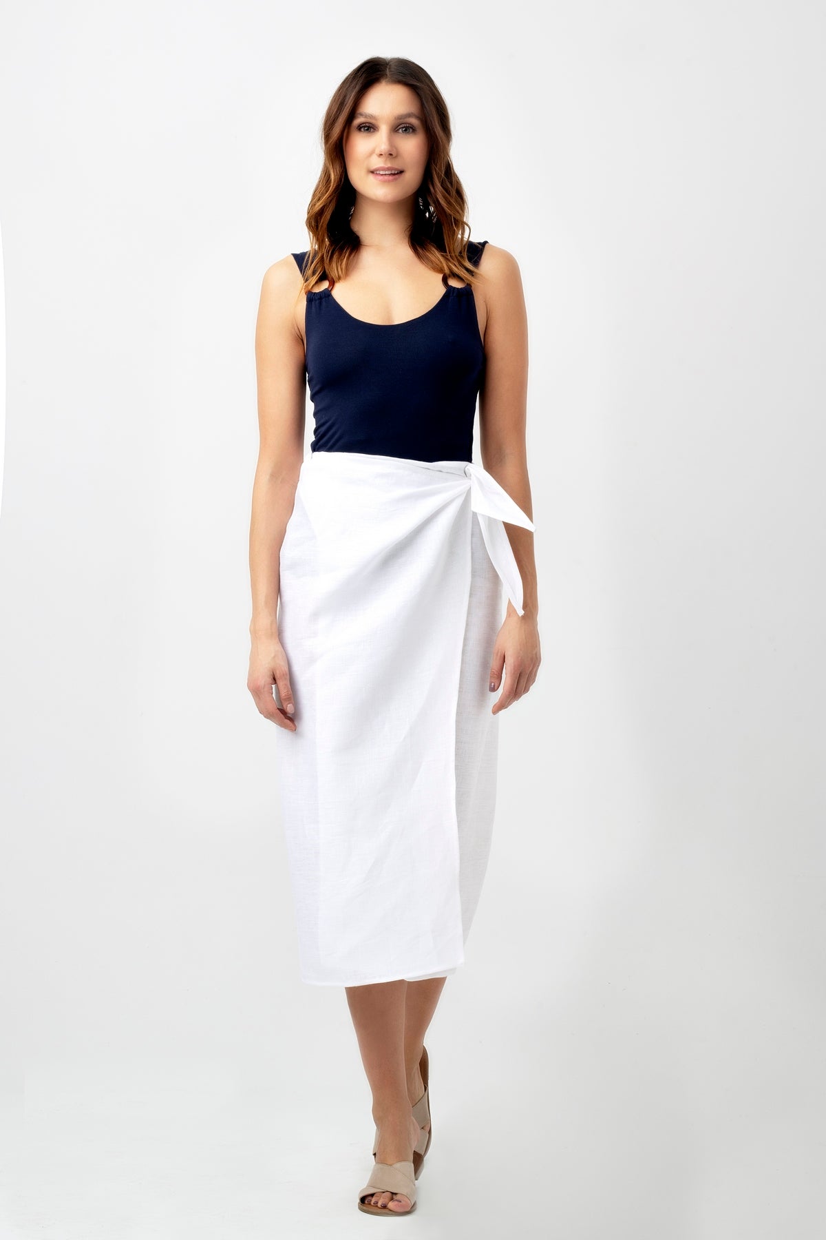 Top na grubych ramiączkach z kółkami - granatowy_3