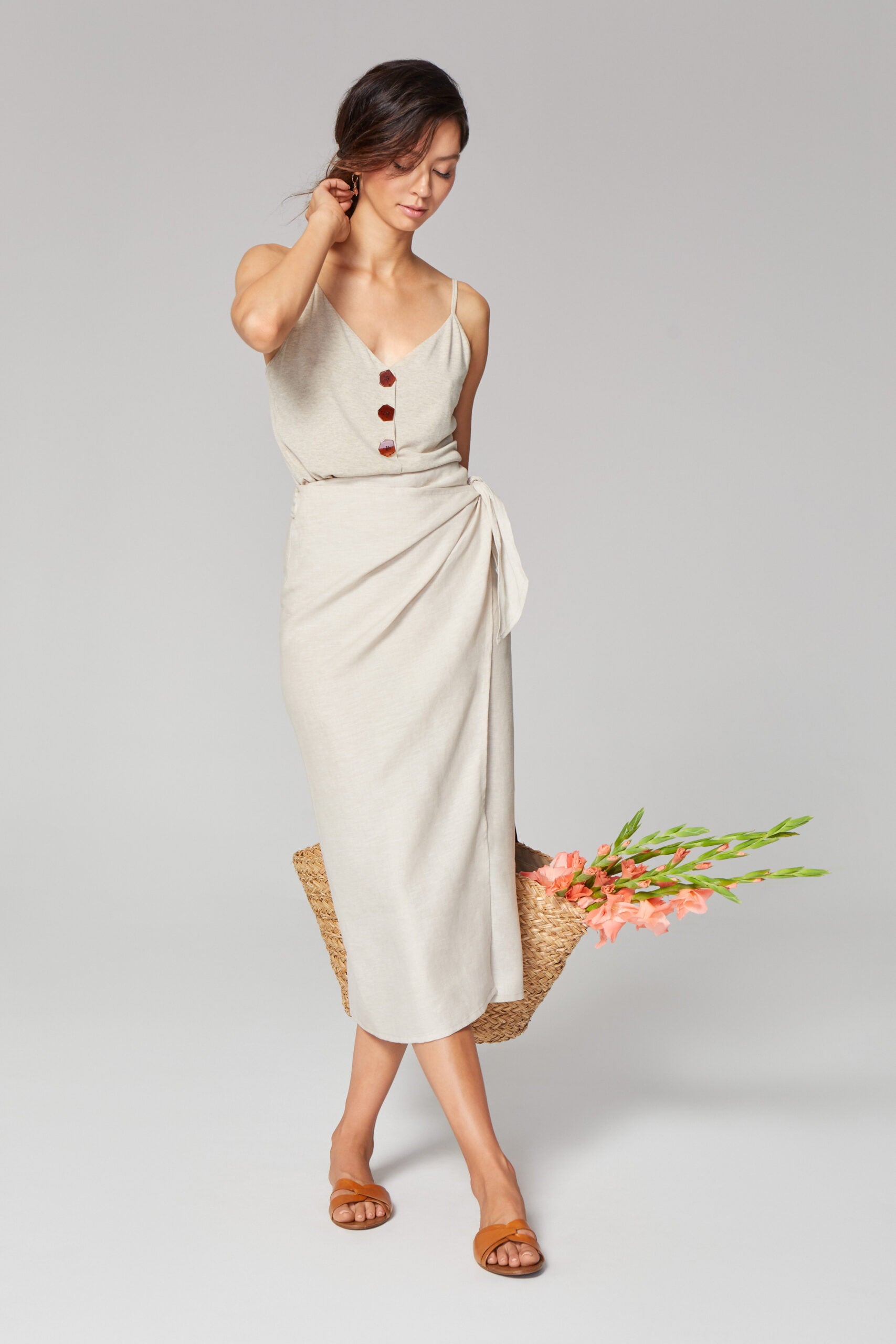 Top z ozdobnymi guzikami - beżowy melanż_2