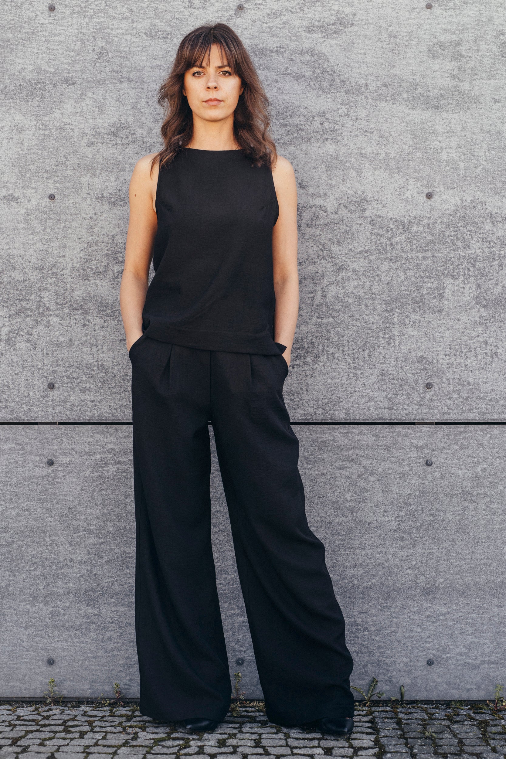 Echo viscose top with wide straps - black