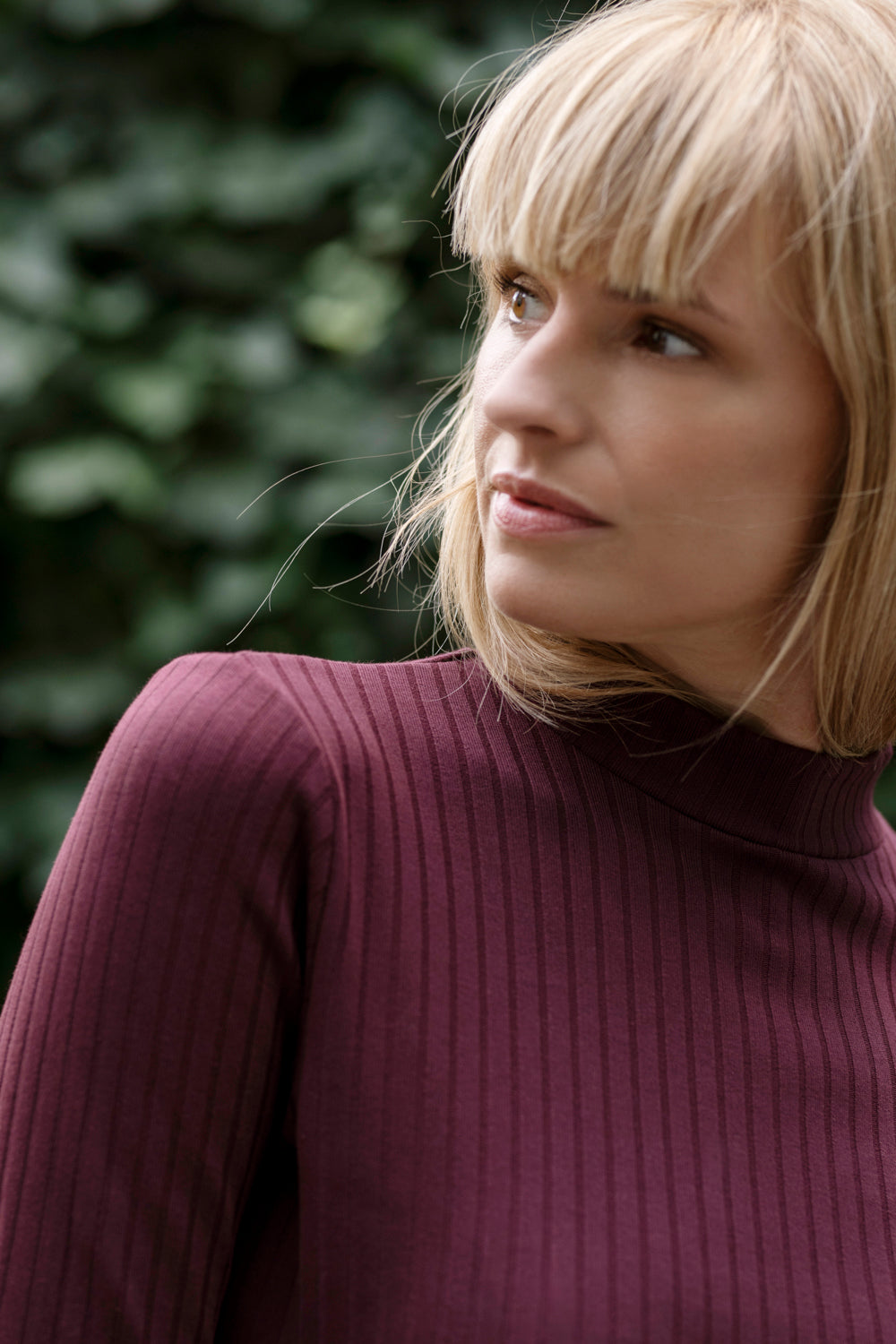 Echo ribbed cotton turtleneck – burgundy