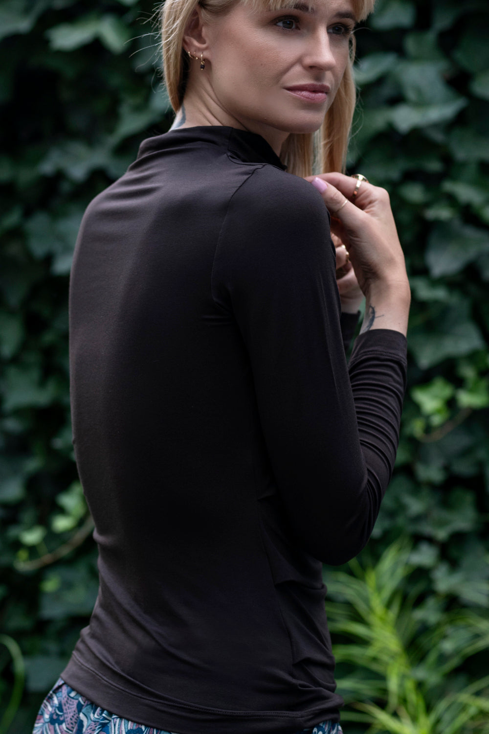 Echo Soft Knit Turtleneck – Chocolate