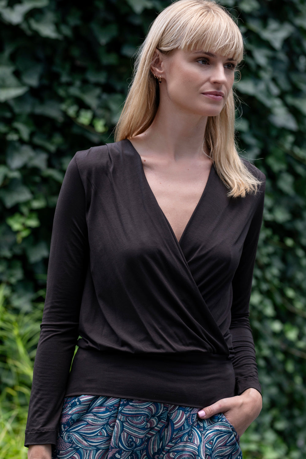 Echo viscose wrap blouse – chocolate