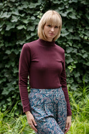 Echo ribbed cotton turtleneck – burgundy
