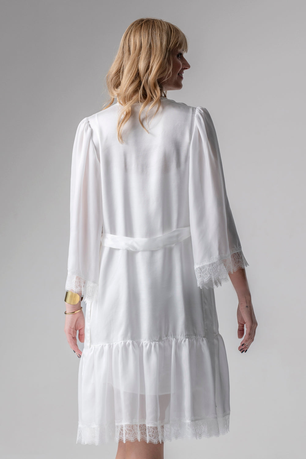 Grace peniuar midi z wiskozowej satyny i szyfonu – kremowy_4