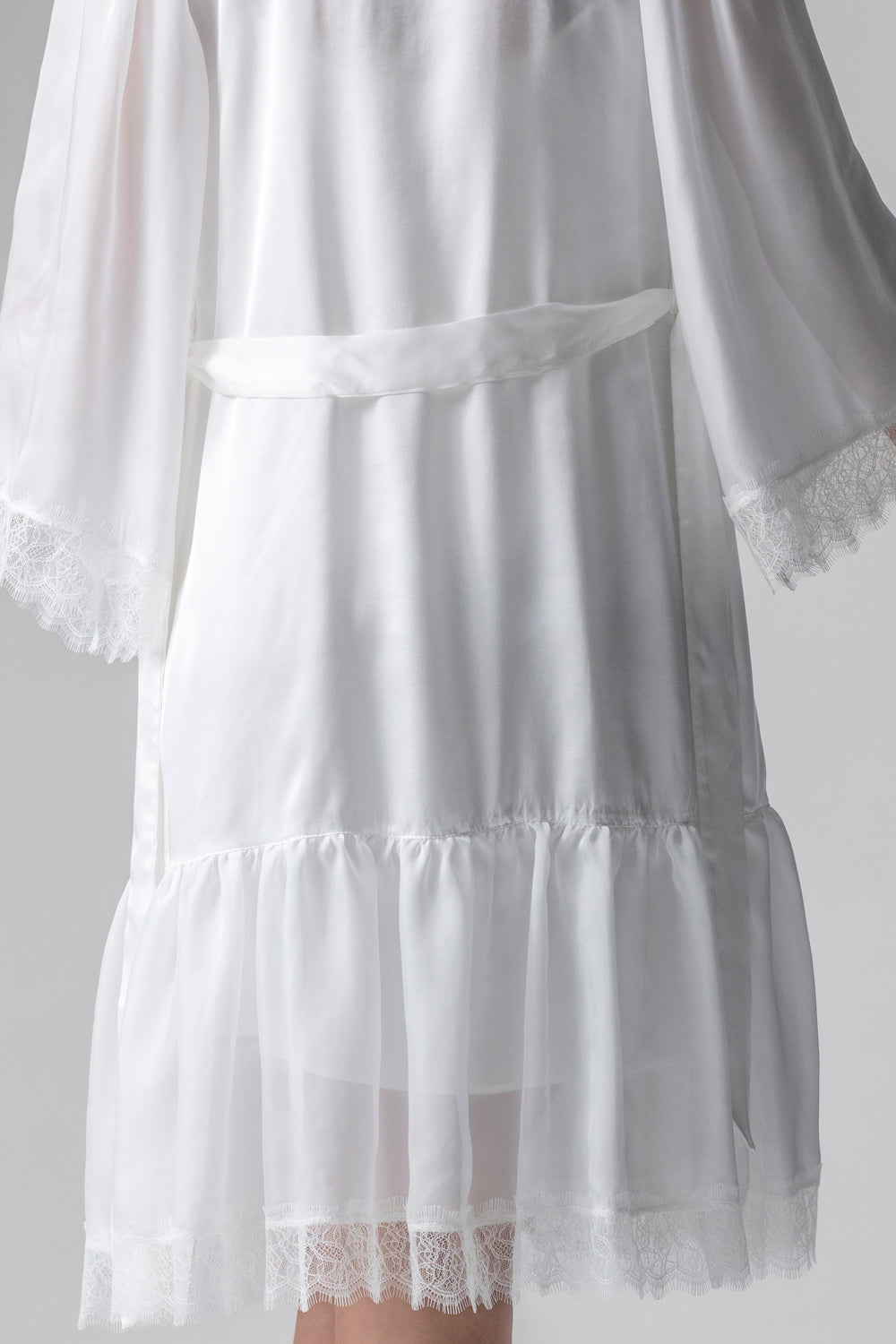 Grace peniuar midi z wiskozowej satyny i szyfonu – kremowy_6