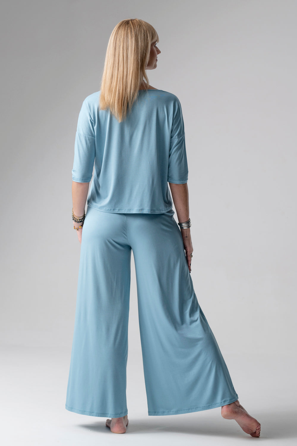 Jackie piżama loungewear z szerokimi spodniami – woda_2