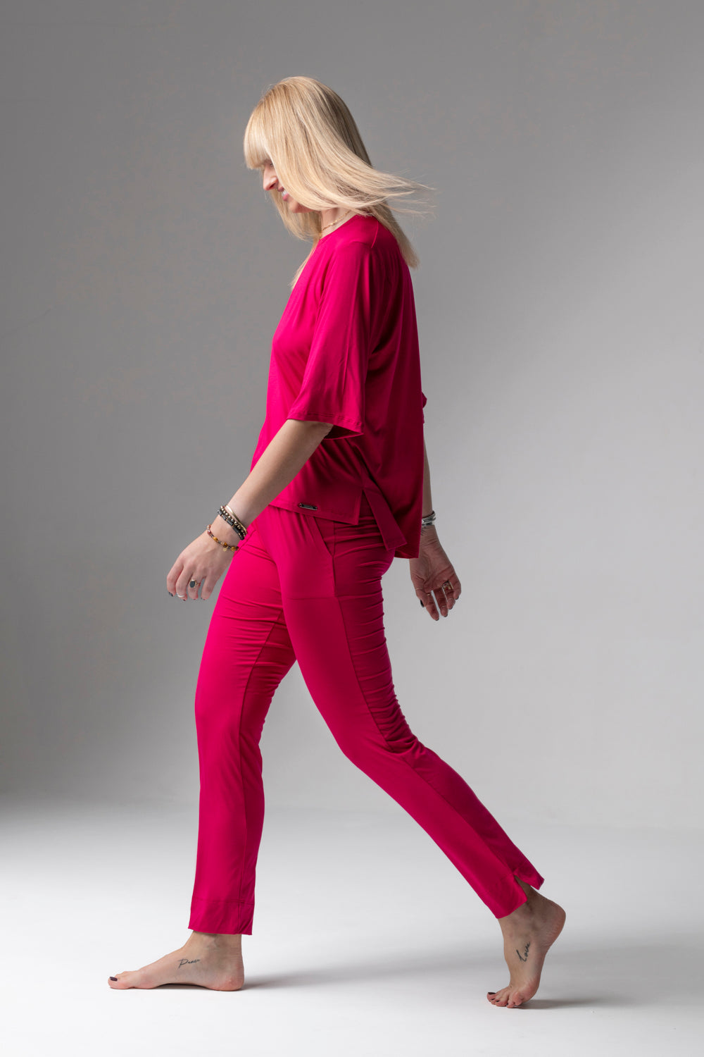 Jackie piżama loungewear z prostymi spodniami – rubinowa