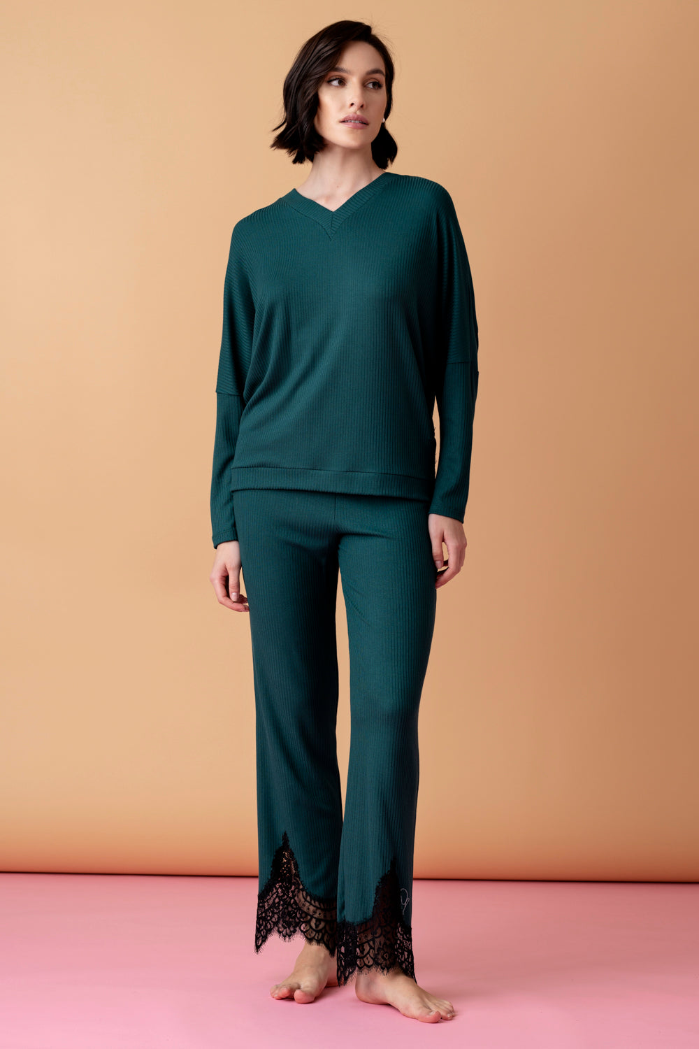 Opera long pajamas with lace – dark bottle green