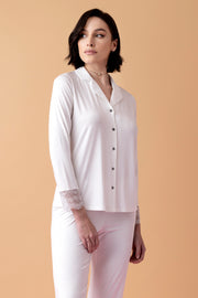 Poem Langer Pyjama mit Knöpfen und Spitze – Creme