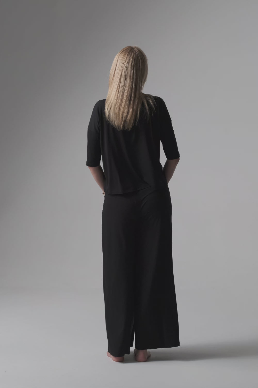 Load video: Jackie Loungewear Pajama with Wide Leg Pants – Black