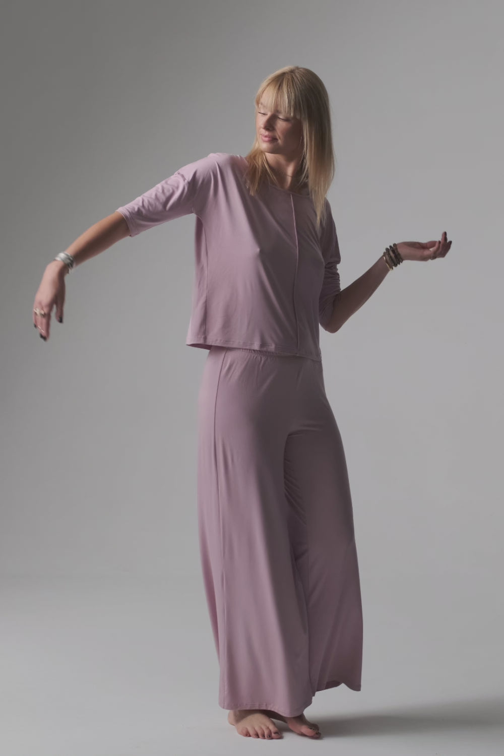 Load video: Jackie loungewear pajama with wide leg pants – lilac
