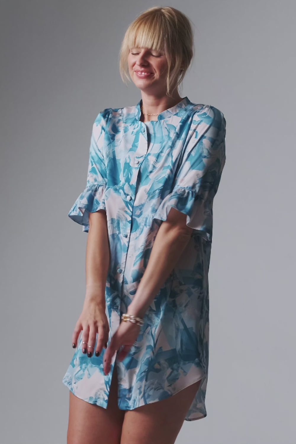 Load video: Frida satin nightshirt with ruffles - blue print