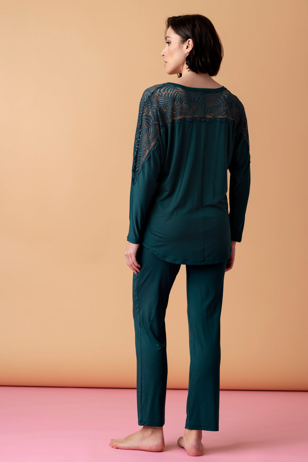 Serenade długa piżama z koronkowym wykończeniem – ciemna butelkowa zieleń_3