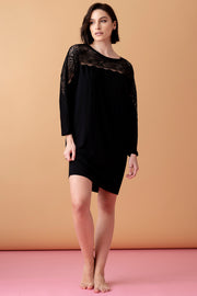 Serenade luźna koszula nocna z koronką – czarna