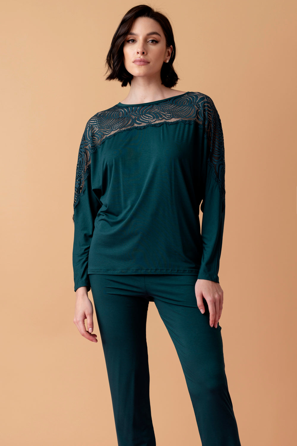 Serenade długa piżama z koronkowym wykończeniem – ciemna butelkowa zieleń_4