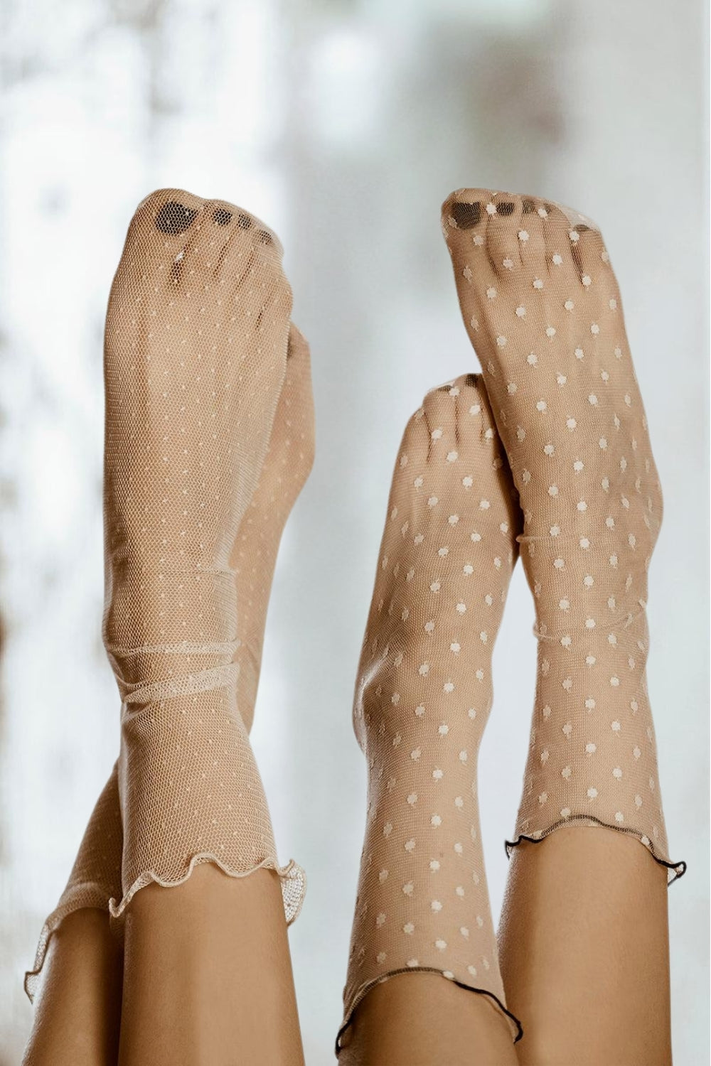 Tiulowy komplet 2 par skarpetek Oh!Zuza – kremowy