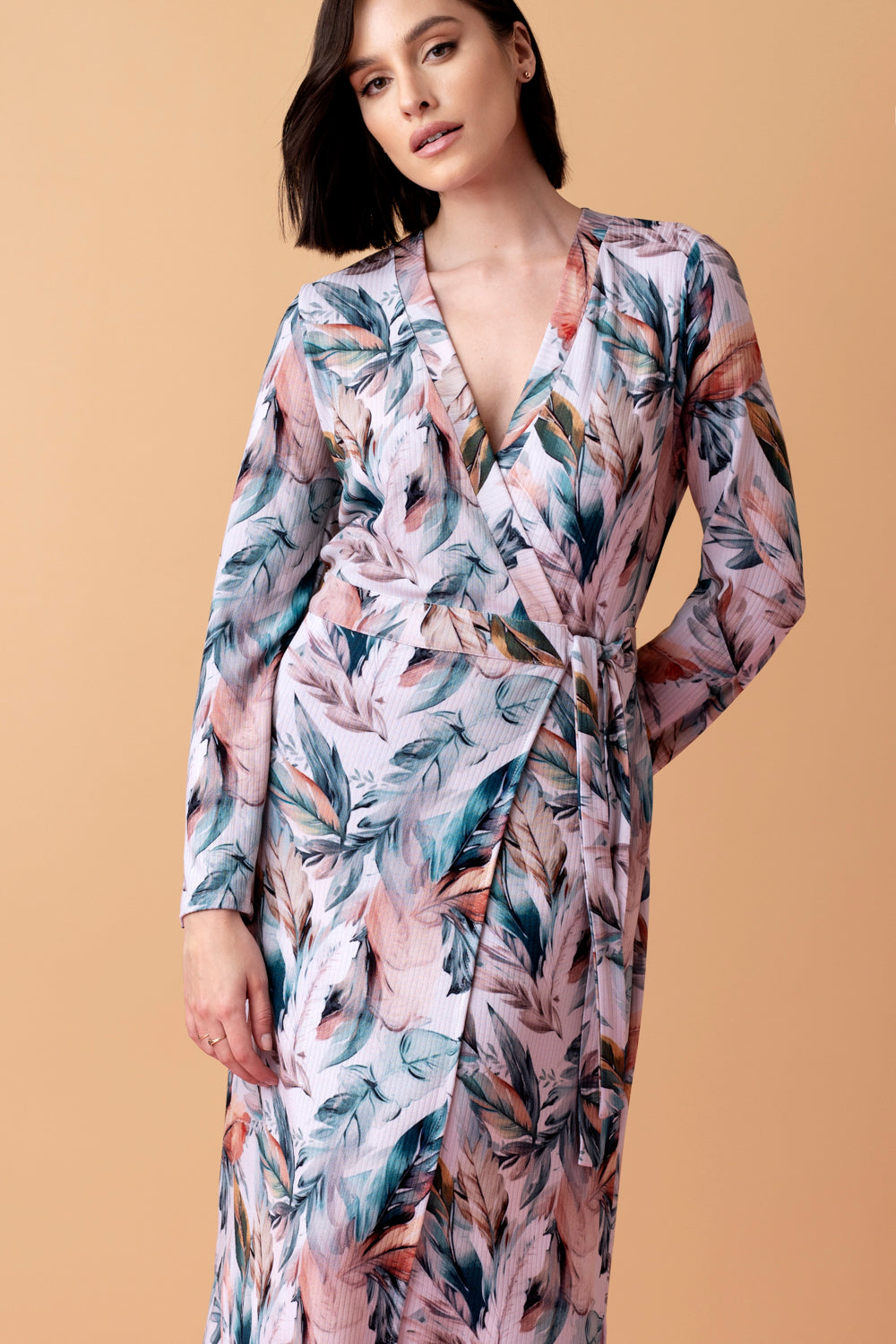 Sonnet długi peniuar kopertowy – druk pióra_4