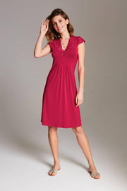 Stars nightgown with short lace sleeves – ruby