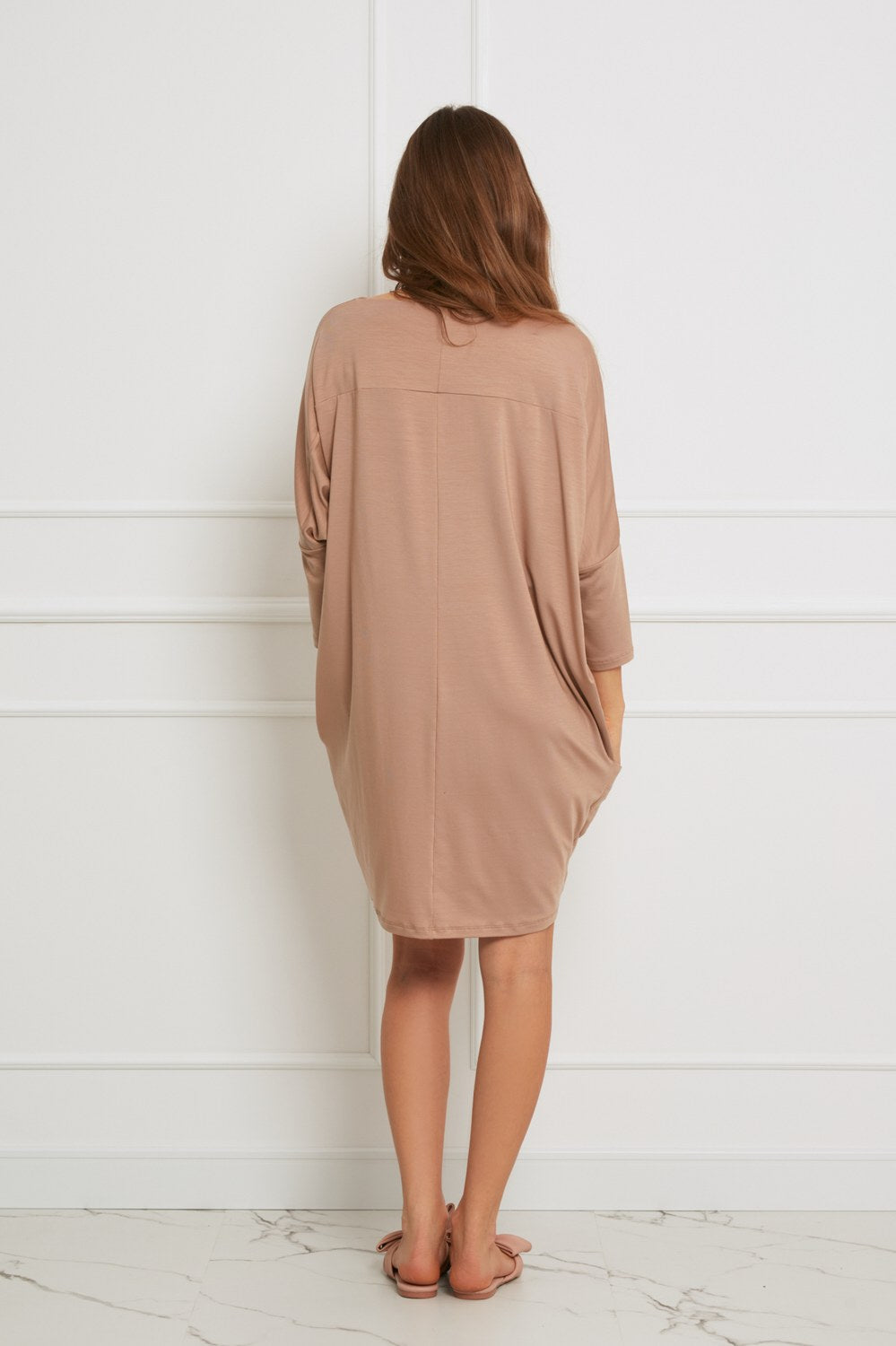 Sukienka oversize z Tencelu - camel_2